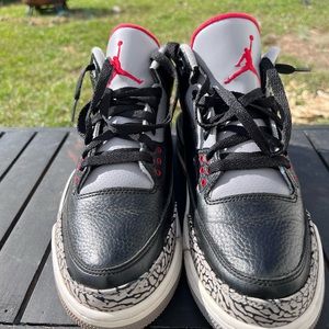 2011
Air Jordan 3 Retro 'Cement' 2011